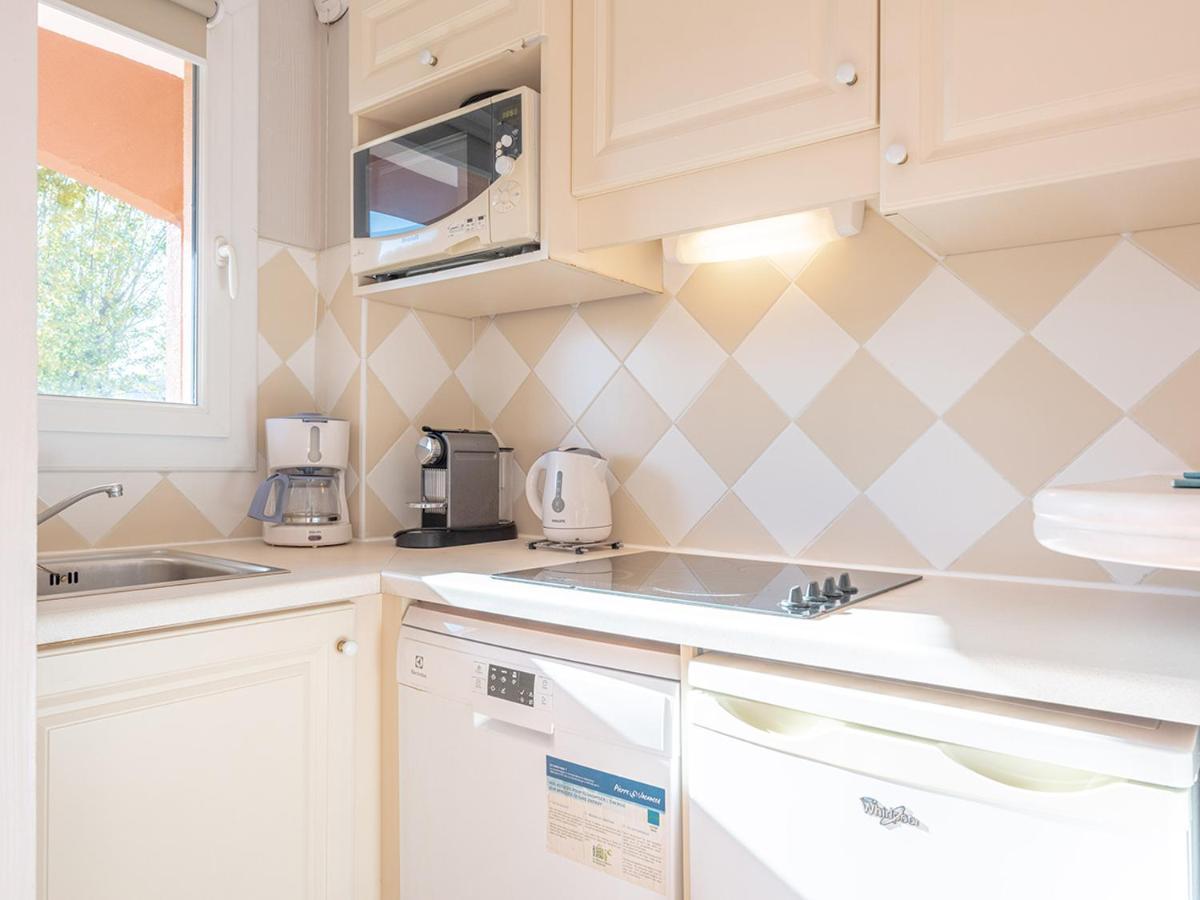 Residence Pierre & Vacances Les Rives De Cannes Mandelieu Bagian luar foto