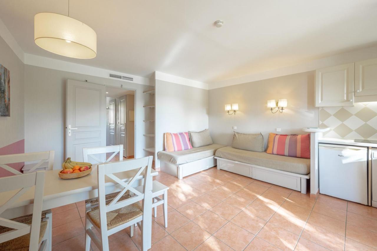 Residence Pierre & Vacances Les Rives De Cannes Mandelieu Bagian luar foto