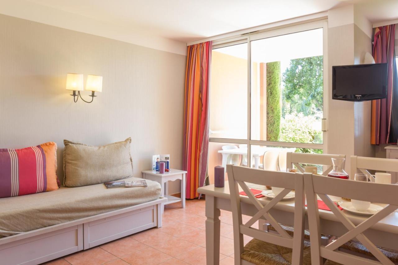 Residence Pierre & Vacances Les Rives De Cannes Mandelieu Bagian luar foto