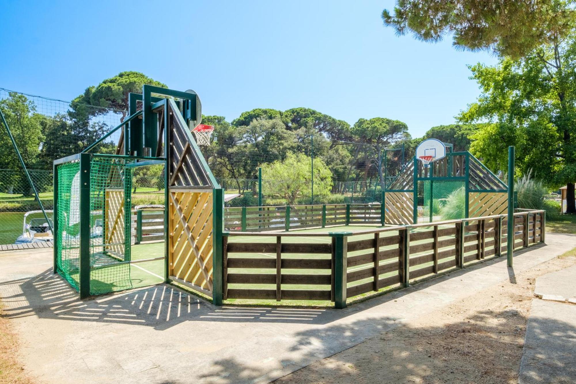 Residence Pierre & Vacances Les Rives De Cannes Mandelieu Bagian luar foto